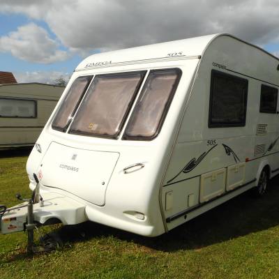Compass Omega 505 2005 Double Lounge Caravan For Sale