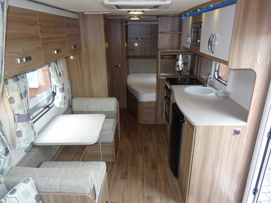 Swift Sprite Quattro Wrenbury 6 berth rear fixed bed bunk beds caravan