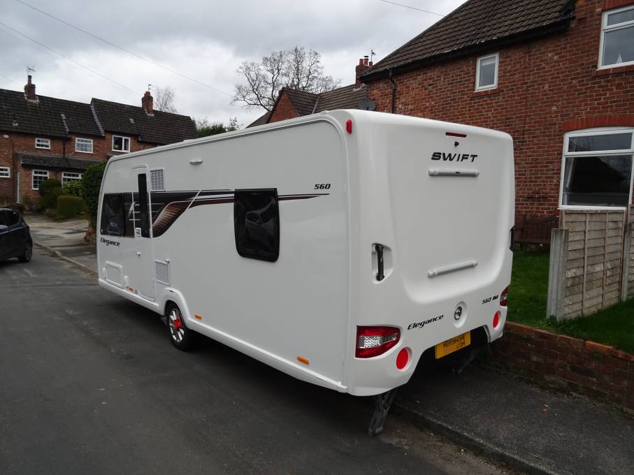 Swift Elegance 560 4 Berth Island Bed Caravan For Sale