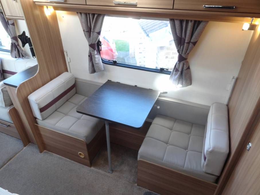 Lunar Galaxy 4ES 4 Berth Rear Washroom Bunk Beds Caravan For Sale