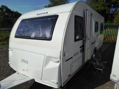 Adria Altea Severn (542DK) 2013