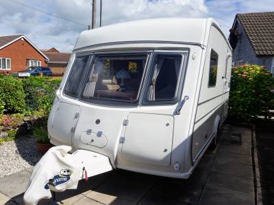 Vanmaster Ovation 480 2 Berth 