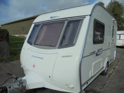 Coachman Amara 380