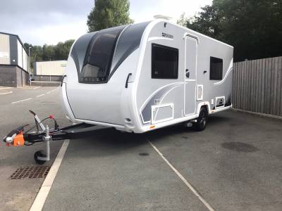 2022 Bailey Discovery D4-4 - motor mover - 4 berth - reduced by £2000!