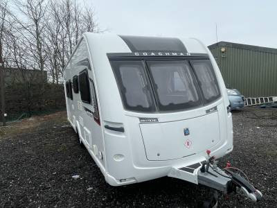 Coachman Pastiche 545