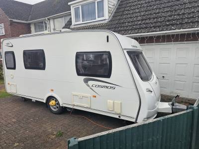 Lunar Cosmos 494,End washroom,solar,4 berth,1255kg caravan for sale