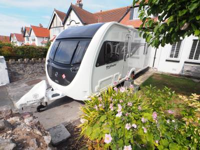 Swift Fairway Platinum 560, 4 Berth, Solar, Motor Mover, Special Edition