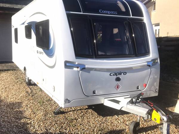 2021 Compass Capiro 550 - in 'as new' condition - Island bed, highly specified with matching bedding, Air awning, Powertouch motormover 