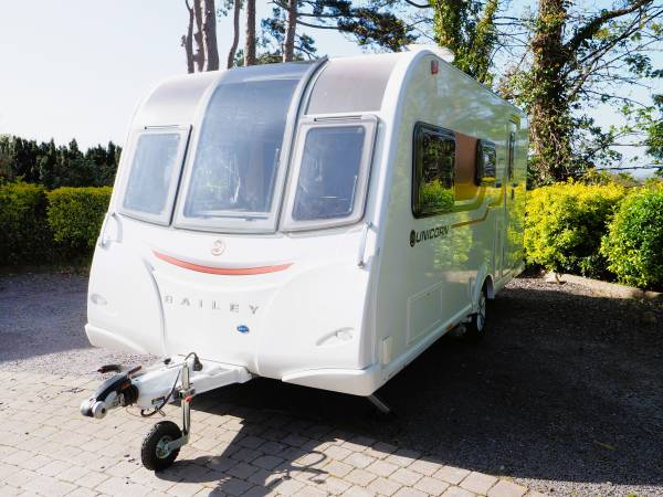 Bailey Unicorn III Seville, Luxury & Spacious 2 Berth, Motor Movers and Solar, One Owner