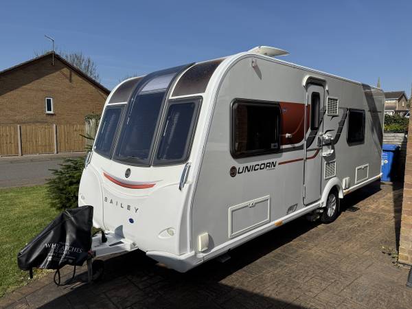 Bailey Unicorn 3 Cadiz 4 berth family caravan