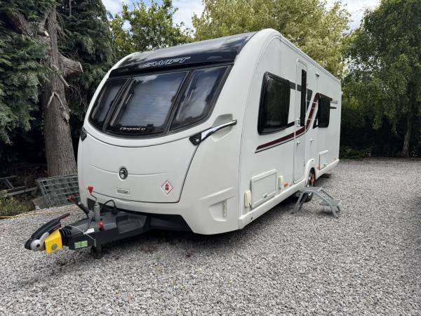 Swift Elegance 570 - 4 berth - fixed bed - caravan for sale 