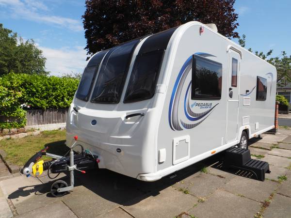 Bailey Pegasus Grande SE Rimini, 4 Berth, Fixed Beds, Solar, Motor Mover